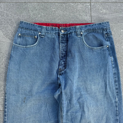 beautiful embroidered crown holders - 40x32”