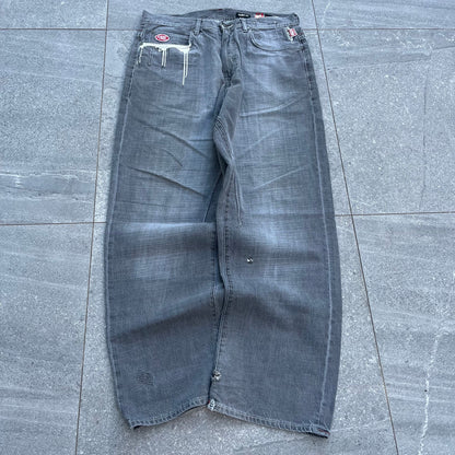 RAREEEEE #grails ecko graffiti jeans - 34x31”