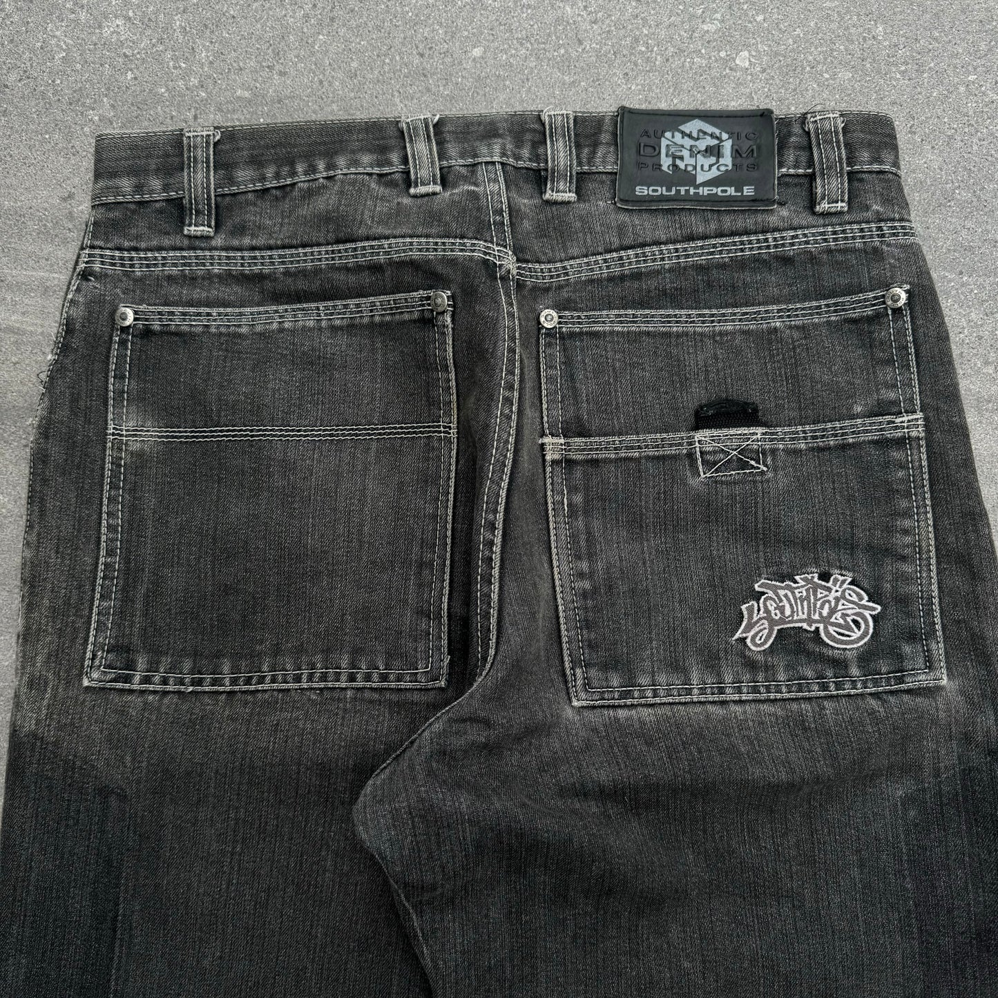 og southpole jorts - 34x13”