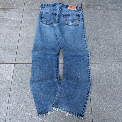 perfect distressed 517 bootcuts - 34x34”