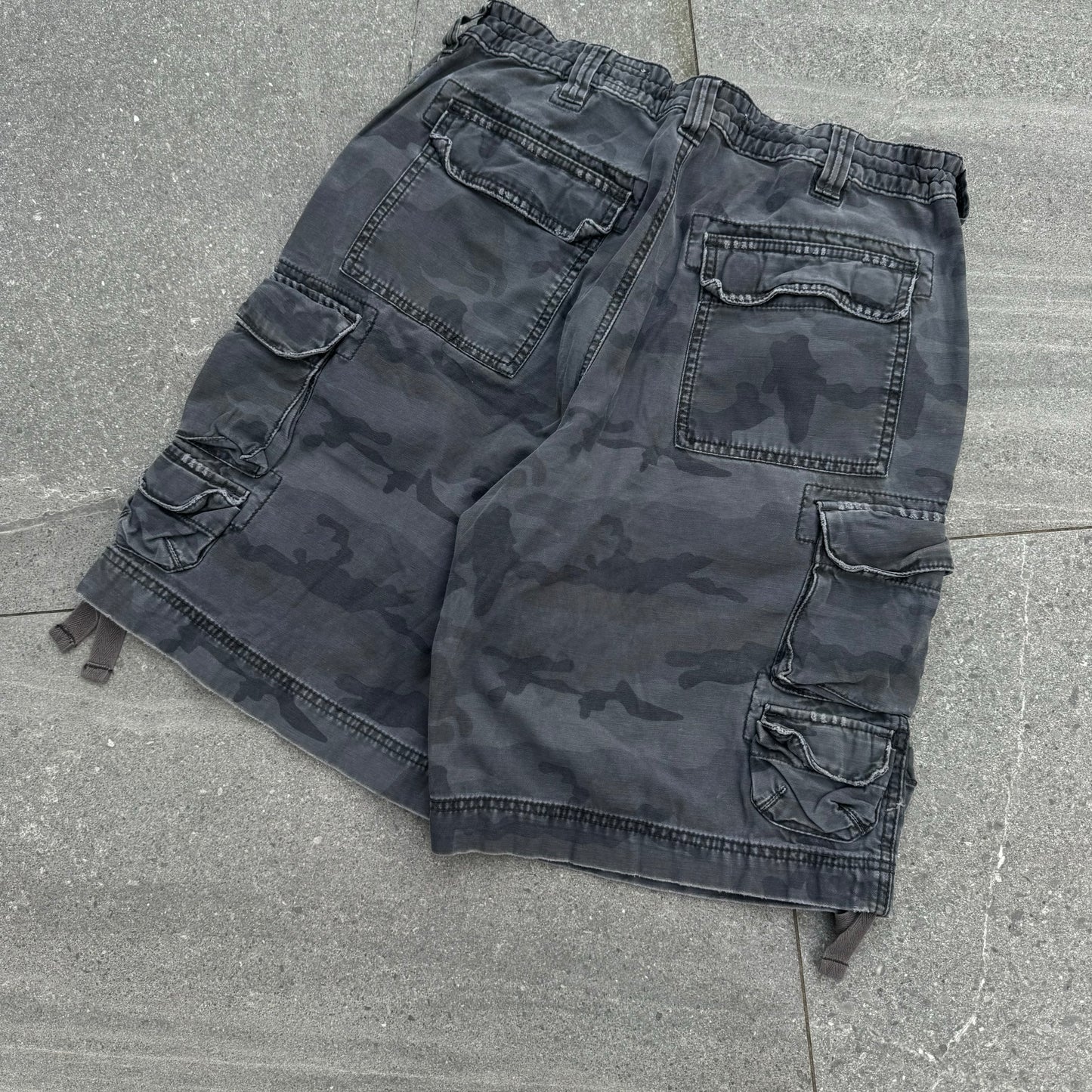 mossimo camos - 34”