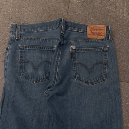 gorgeous low rise bootcuts - 34x32”