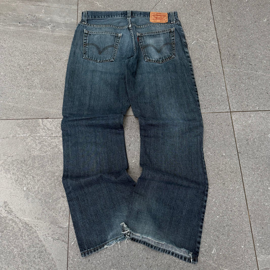 fuck this colour is so good. levi’s 527 low bootcut - 33x31”
