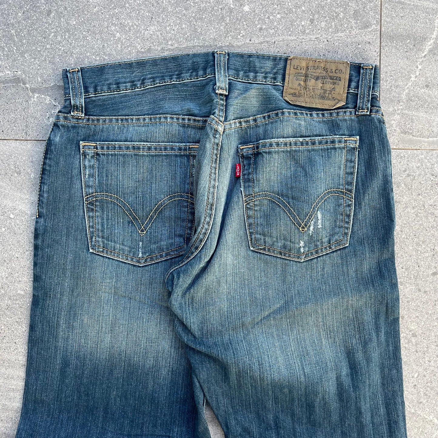 peak of all bootcuts . levi 527 lows - 31x30