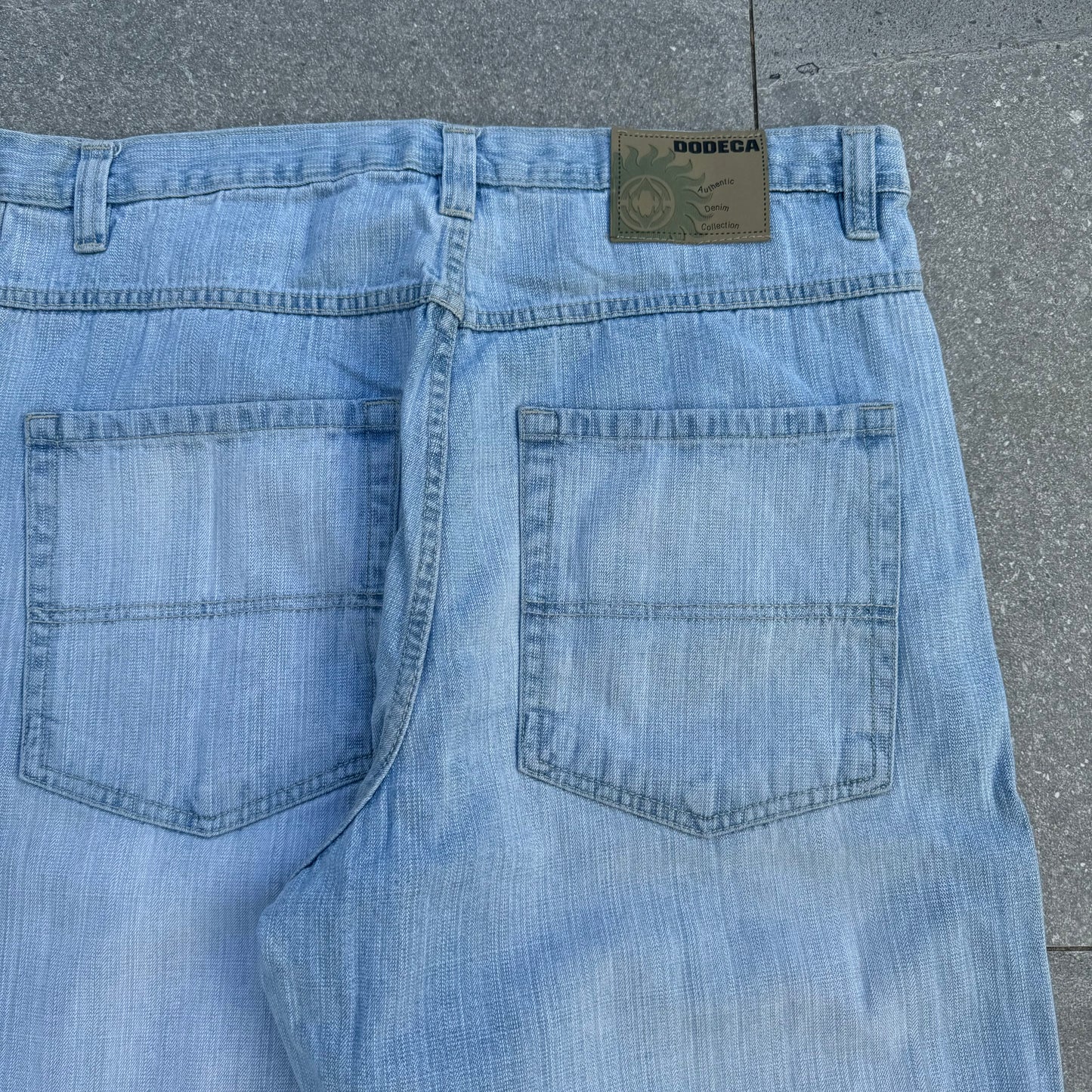 lightwash dodeca southpoles - 38x33”