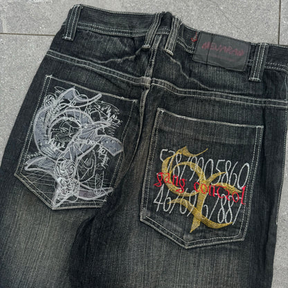 HARDDDD neveran faders - 32x33”