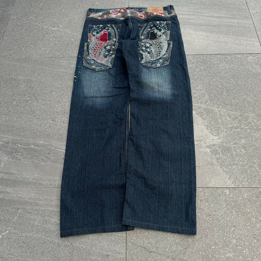 dual koi jeans 🎣- 33x31”