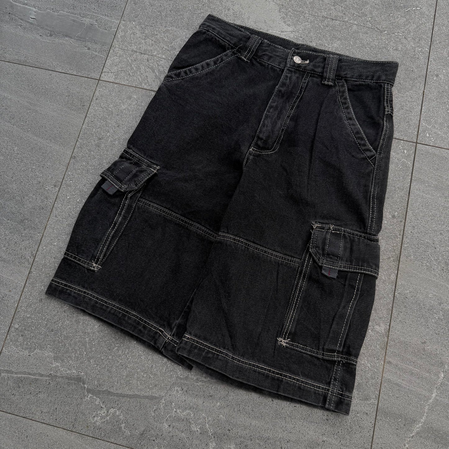 loooong thriller jorts - 31”