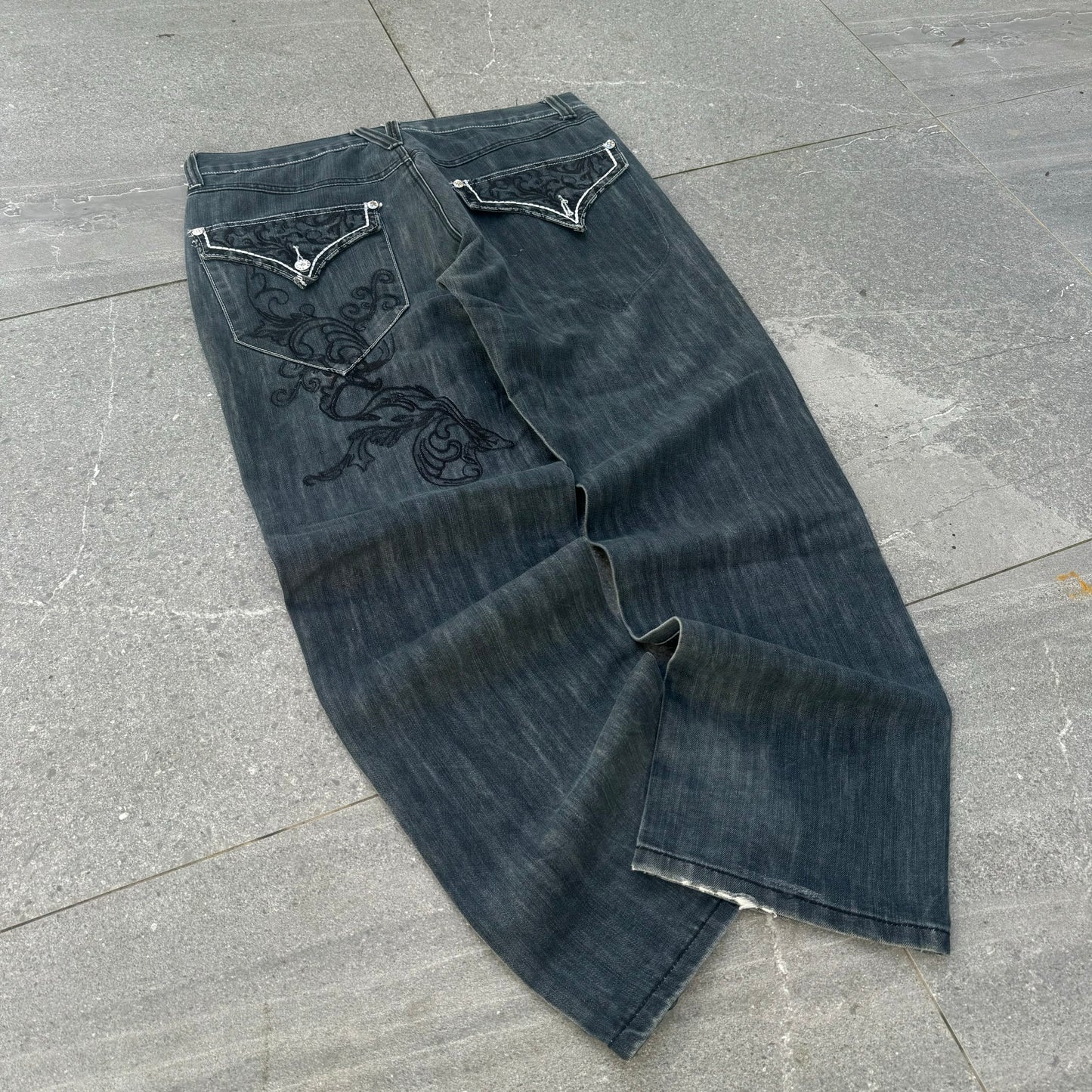 goaaaated reflex tribals - 36x32”