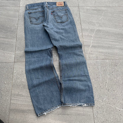 GOATED levi’s 527 bootcuts - 34x33”