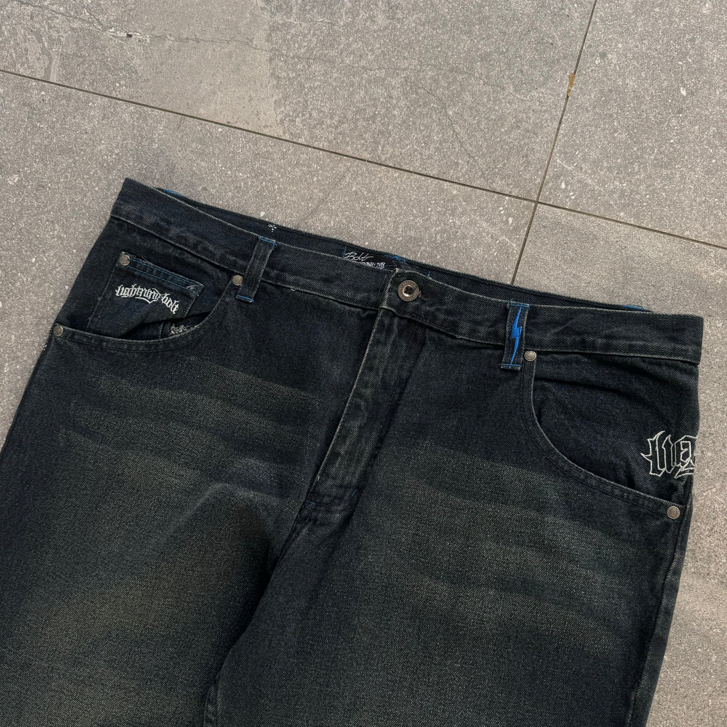 lightning bolt jeans - 40x33”