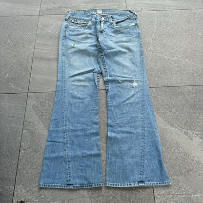 GOAAAAT BOOTCUT TRUEYS 35x33”