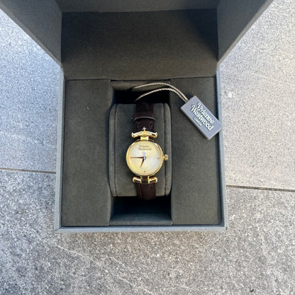 gorgeous vivienne westwood watch