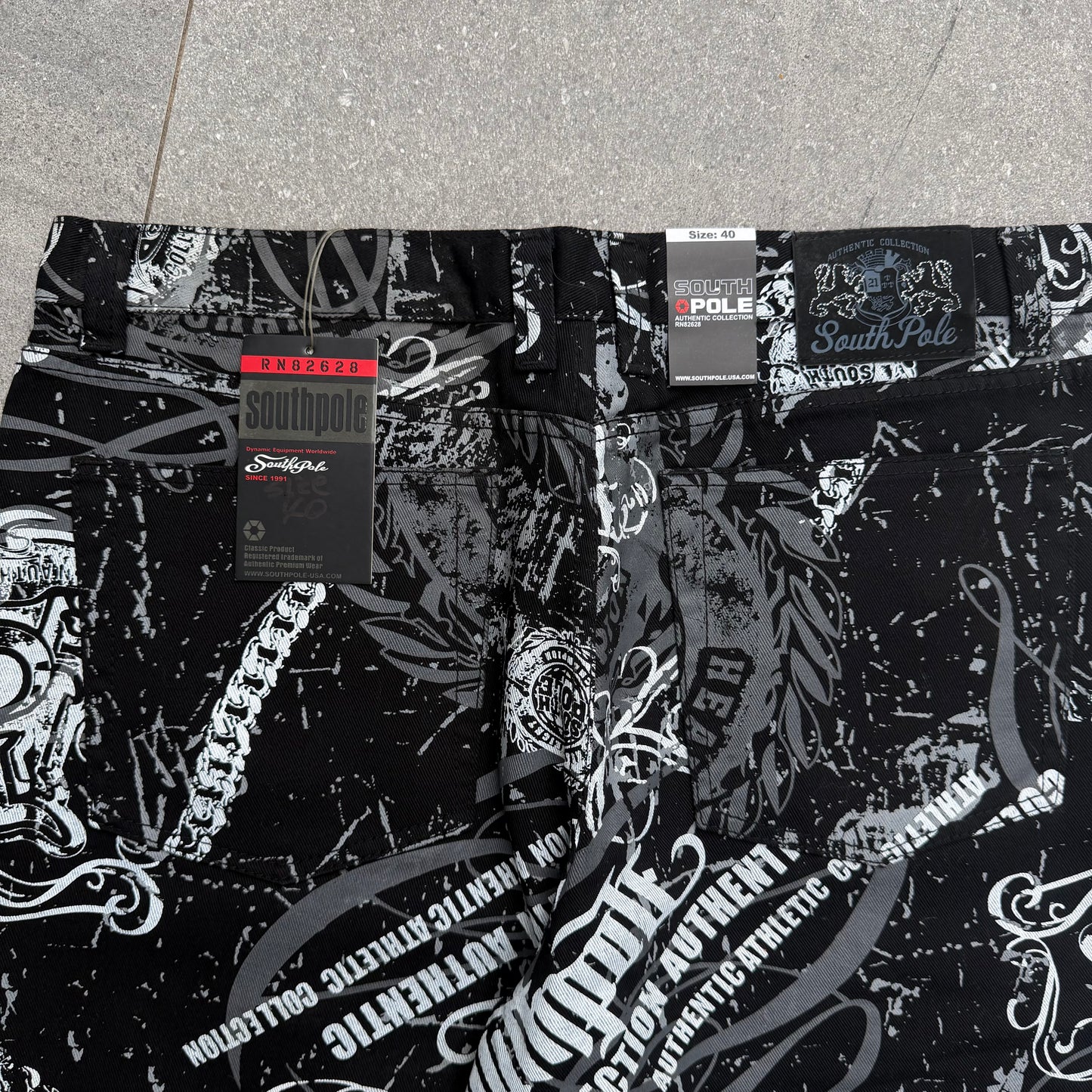 *DEADSTOCK* AOP southpoles - 40x31”