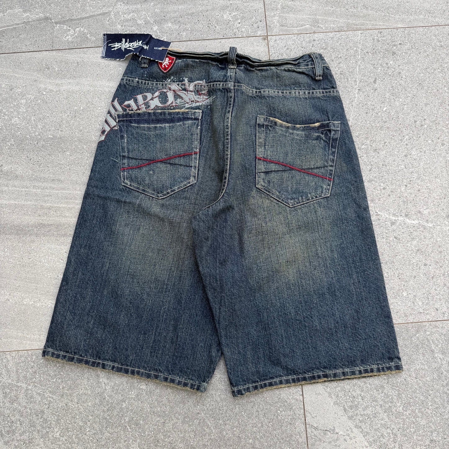 certified grail status billabongs - 32x14”