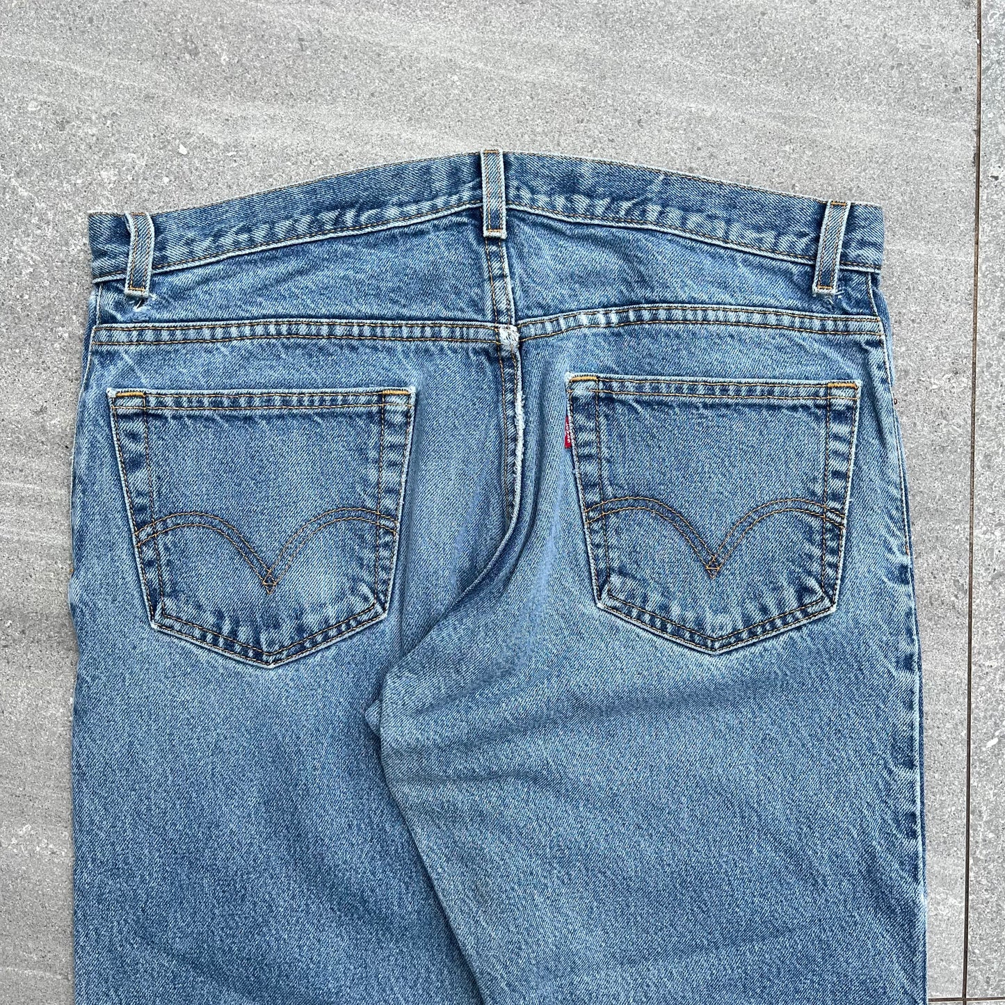 beautifulll 517 levi bootcuts - 36x32”