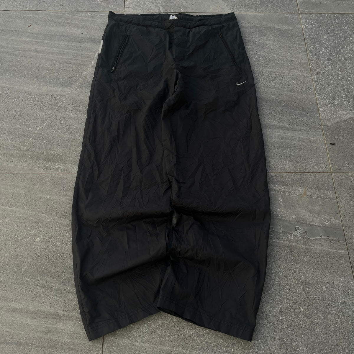 clean asf nike trackpant - 36”