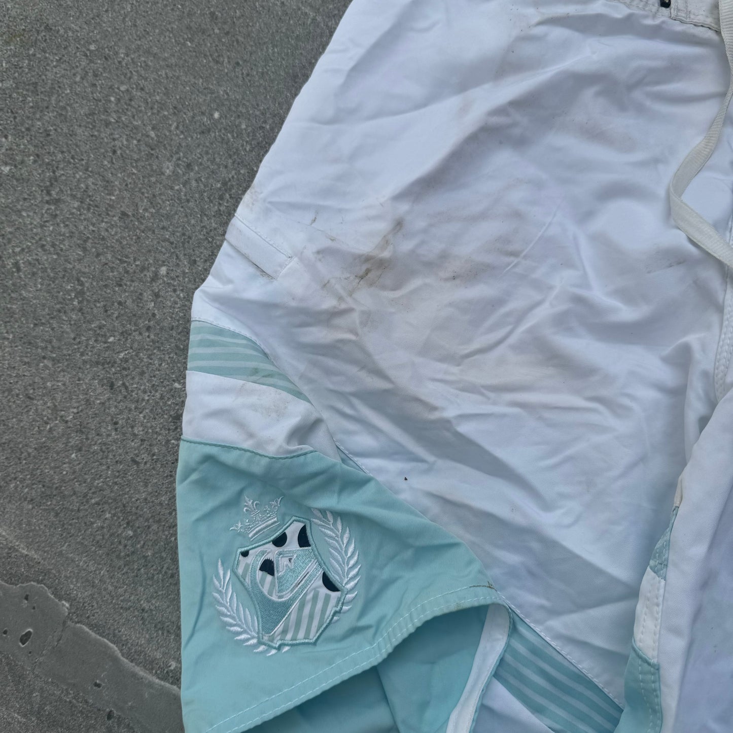 quiksilver boardies - 34x11”