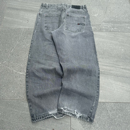 gorgeous stonewash southpoles - 34x31”
