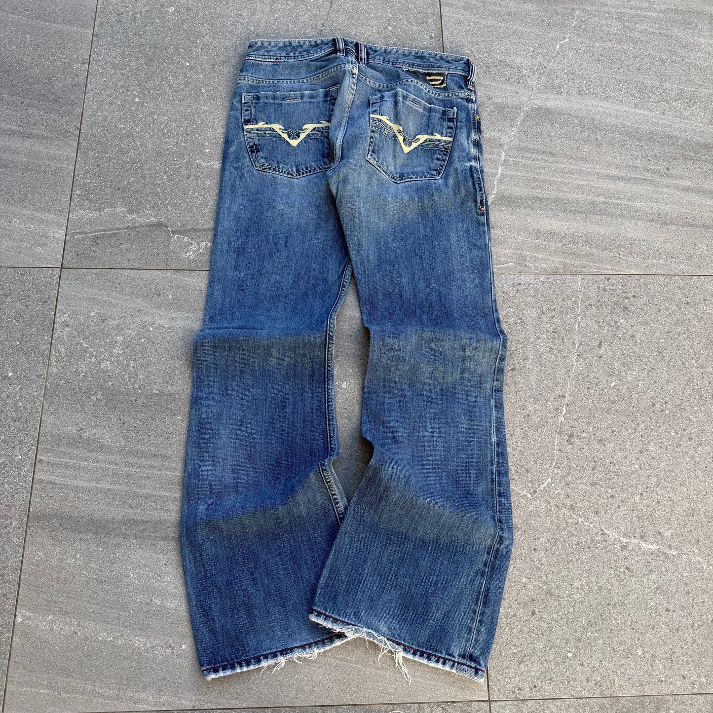 Italian made diesel bootcuts - 31x30”