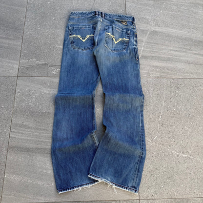 Italian made diesel bootcuts - 31x30”