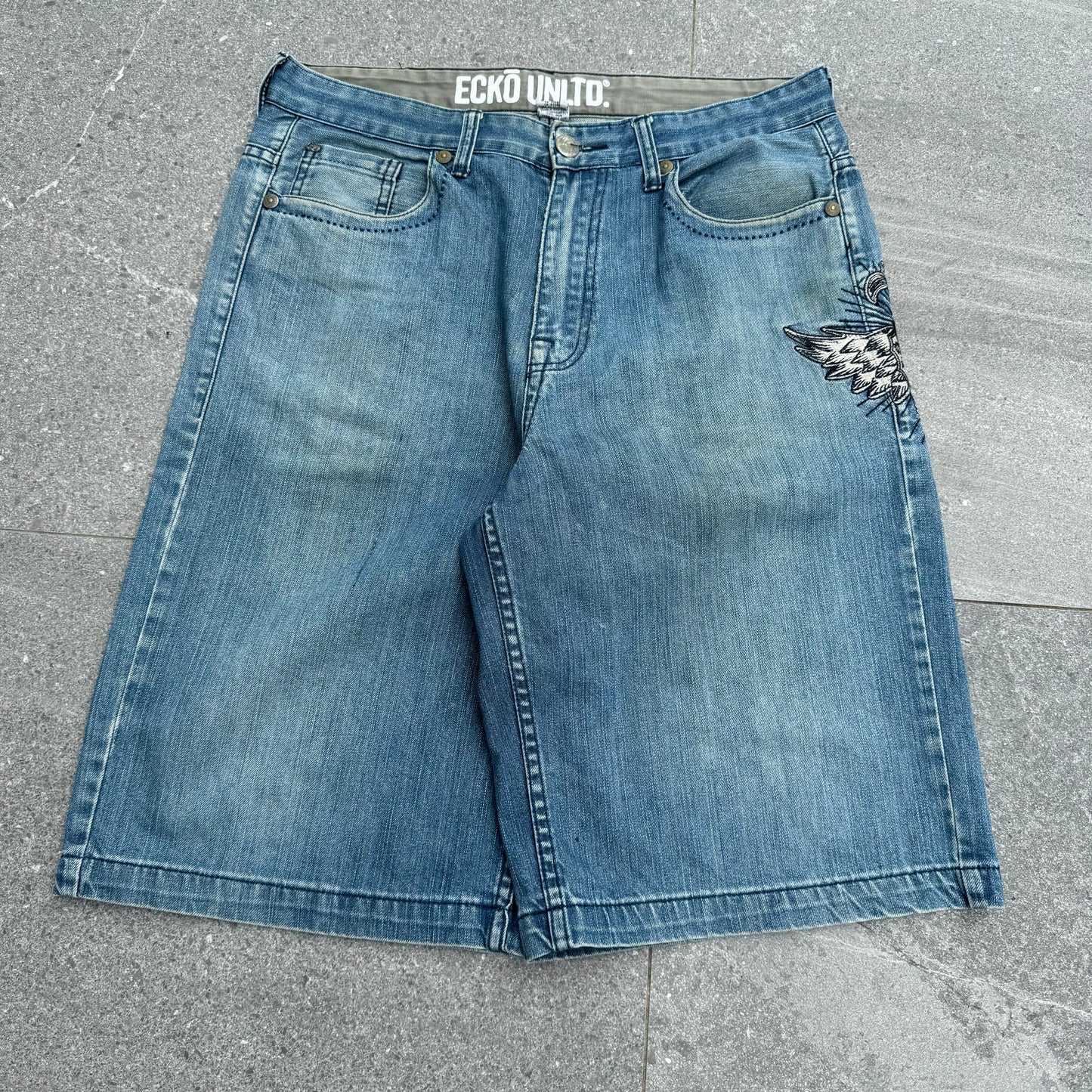 ecko winged jorts - 34”