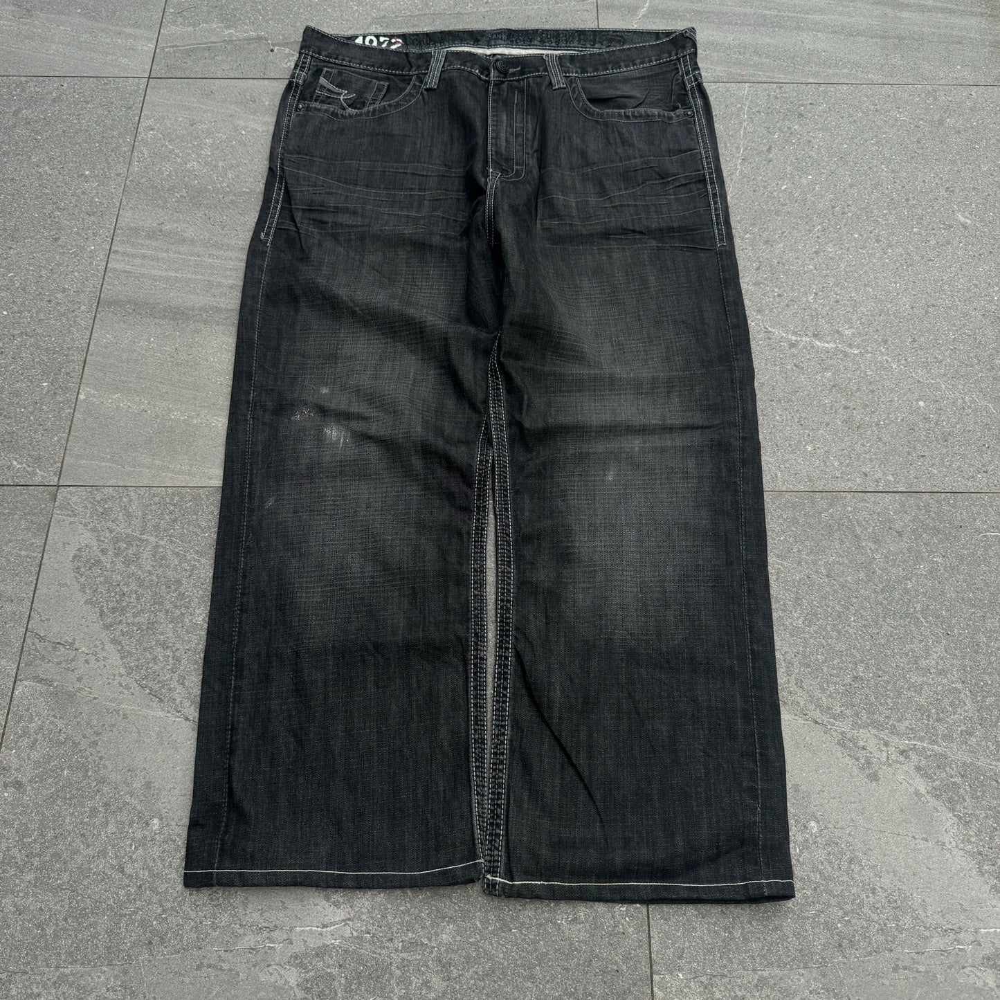 fucking nutttts ecko jeans - 40x30”
