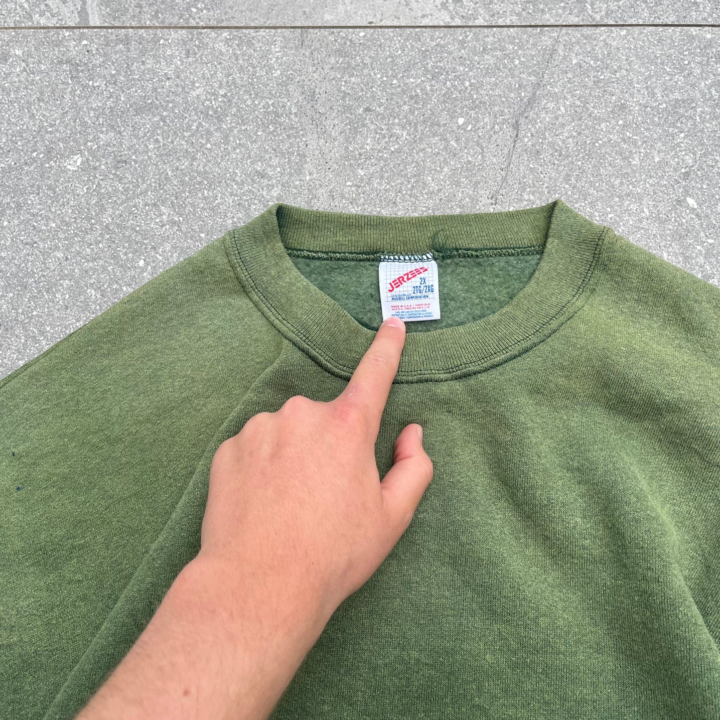 stunning emerald fade crewneck - 2XL