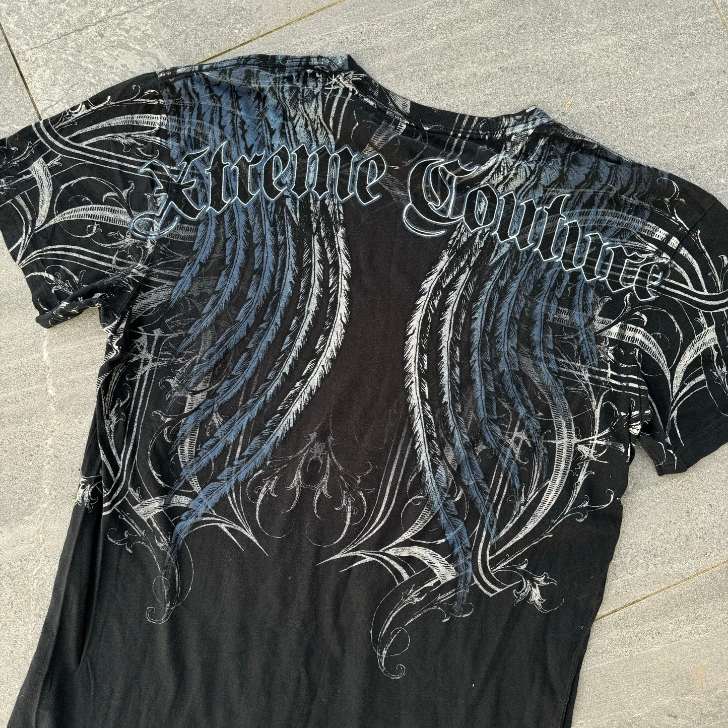 xtreme couture tee - L