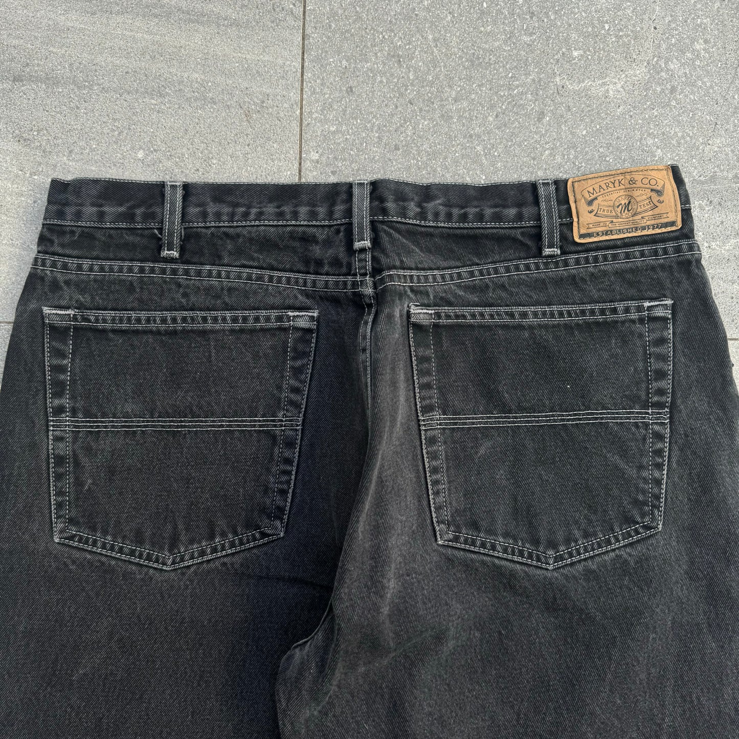 best fitting jeans. - 36x31” (11.5” leg opening)