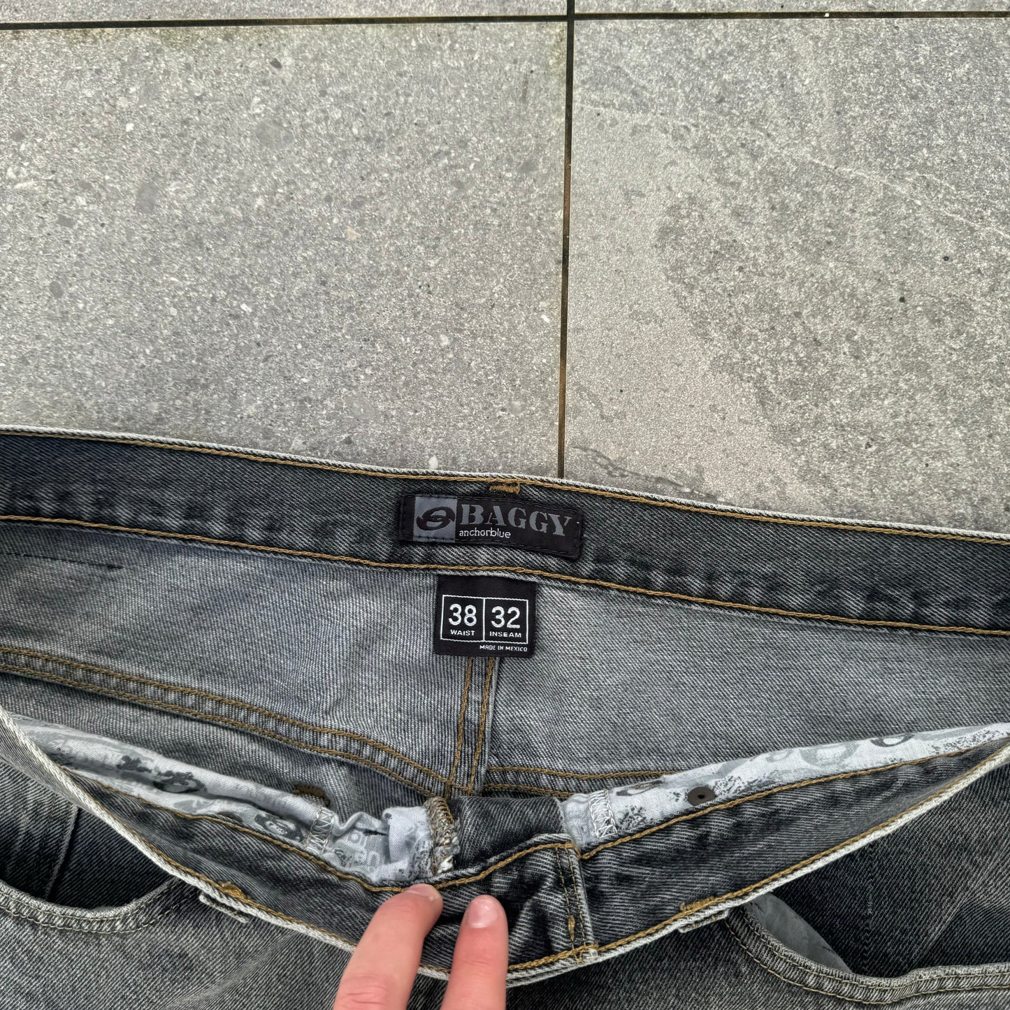 baggy fit anchor blues - 38x31”