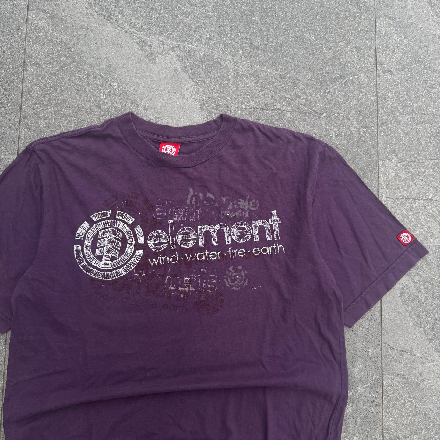 lean 🍇 element tee - XL