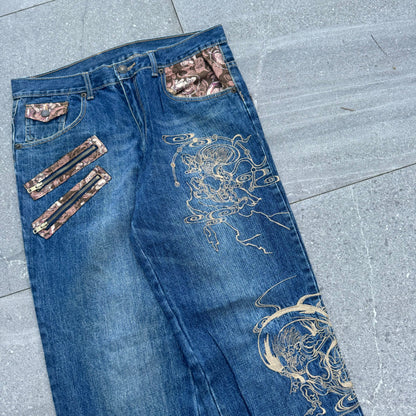 japanese bootcuts - 36x31”