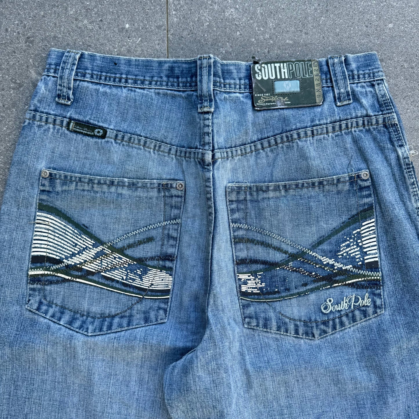 southpole faders - 34x30”