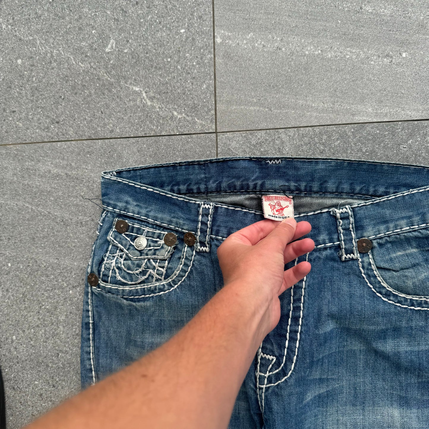 beautiful bootcut trueys - 34x31”