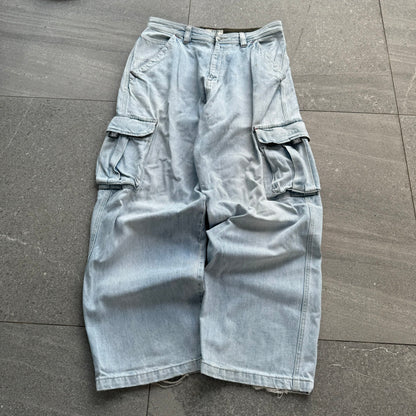 goated lightwash pikos - 33x31”