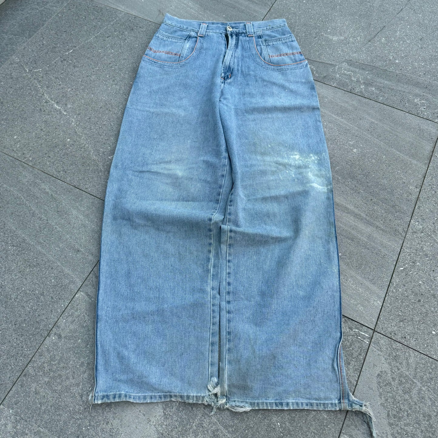 jnco spec chinese jeans but they lowkey hard 31x31”