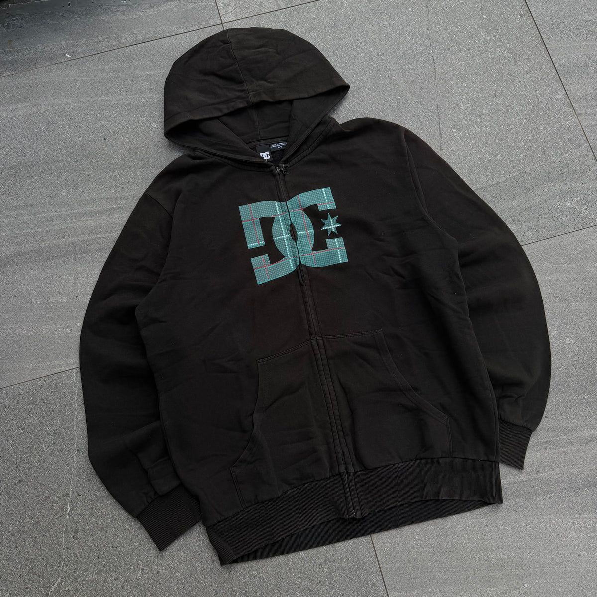dc plaid zip - L
