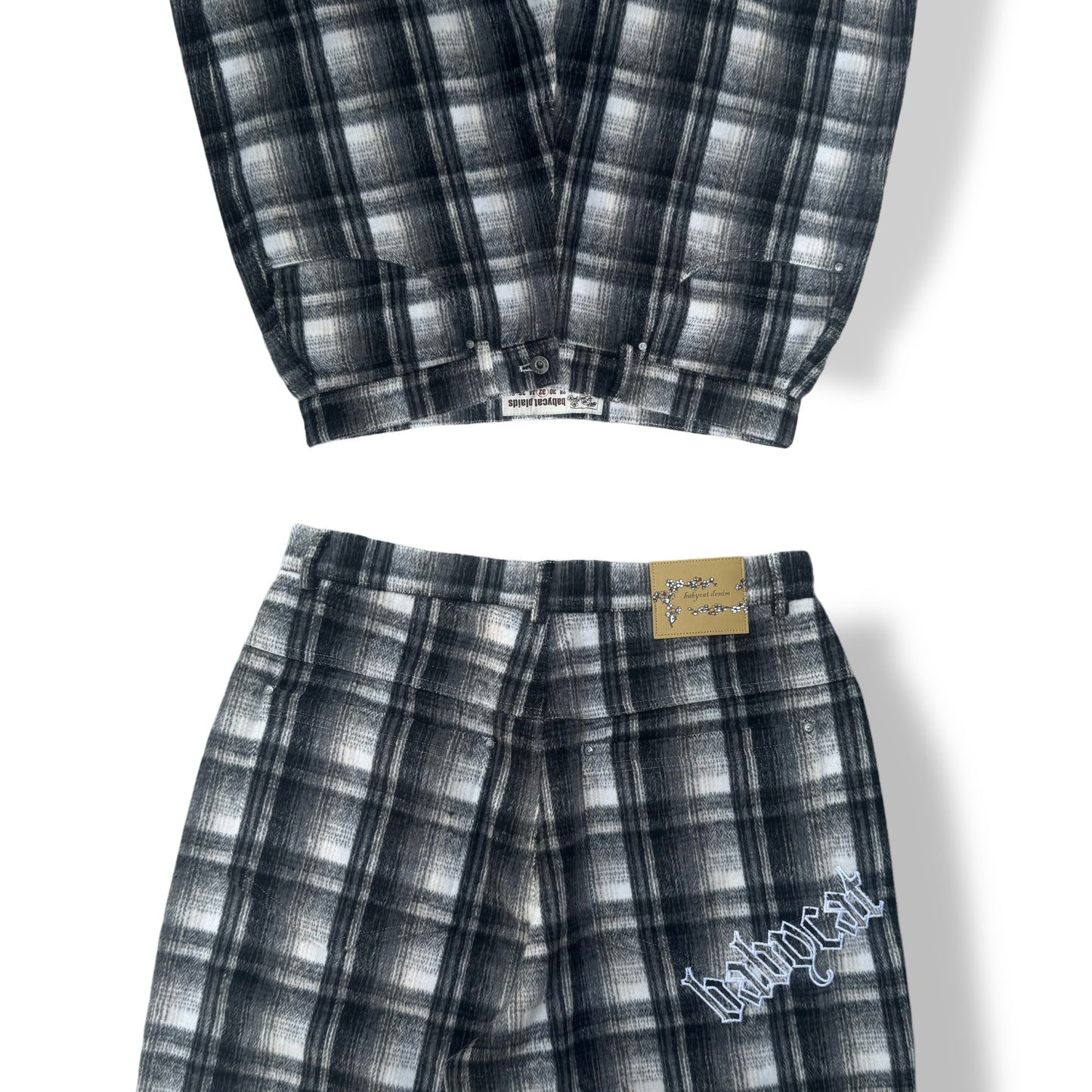 (last pairs) babycat plaids - navy