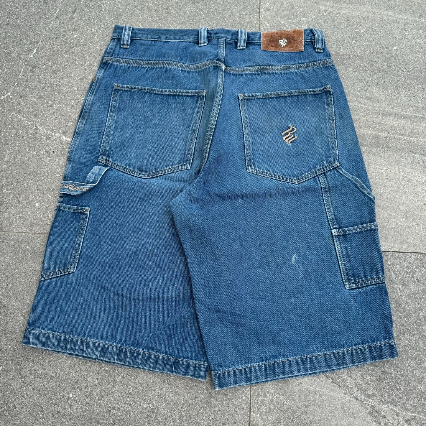 rocawear jorts - 36x13.5”