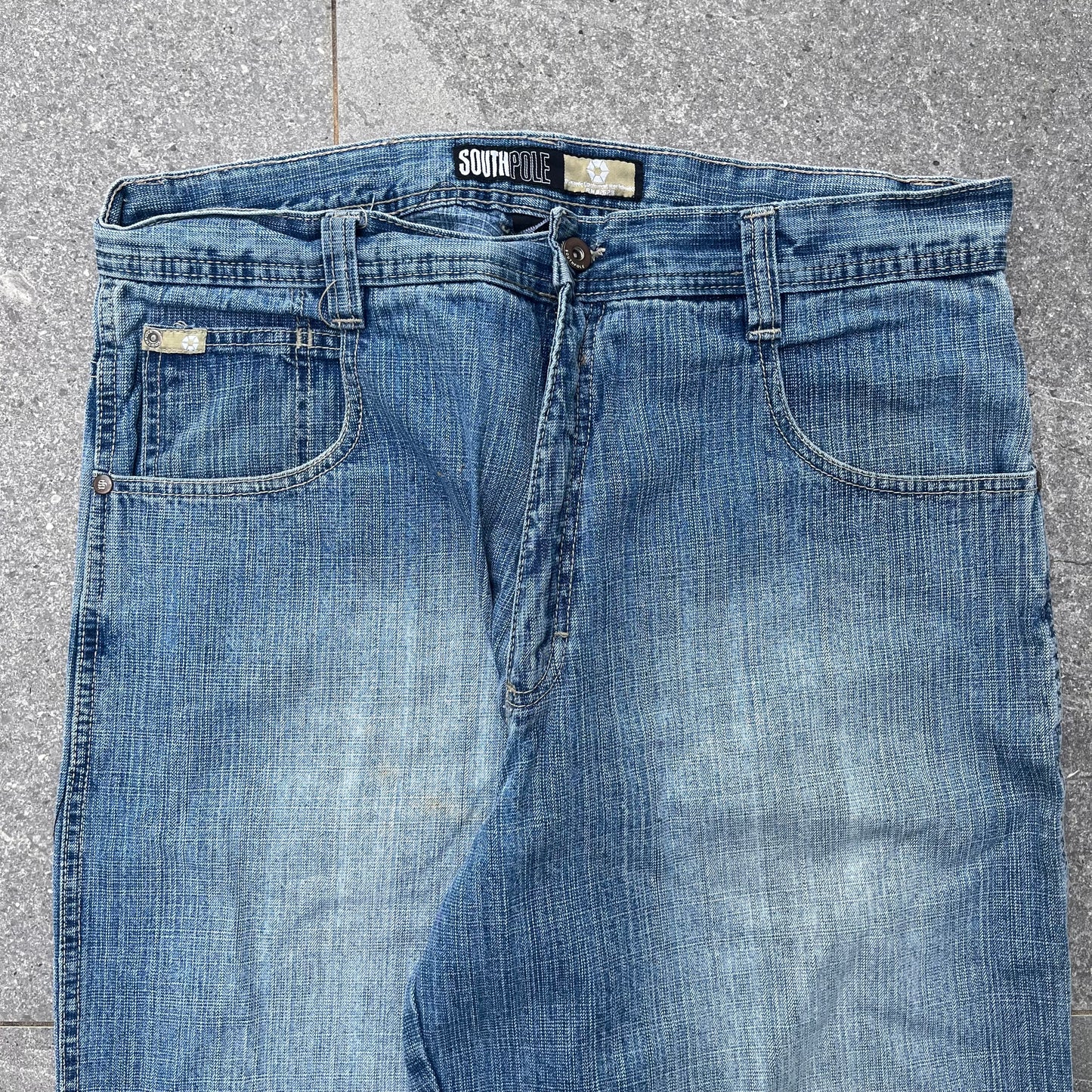 PERFECT gold tab southpoles - 36x31”