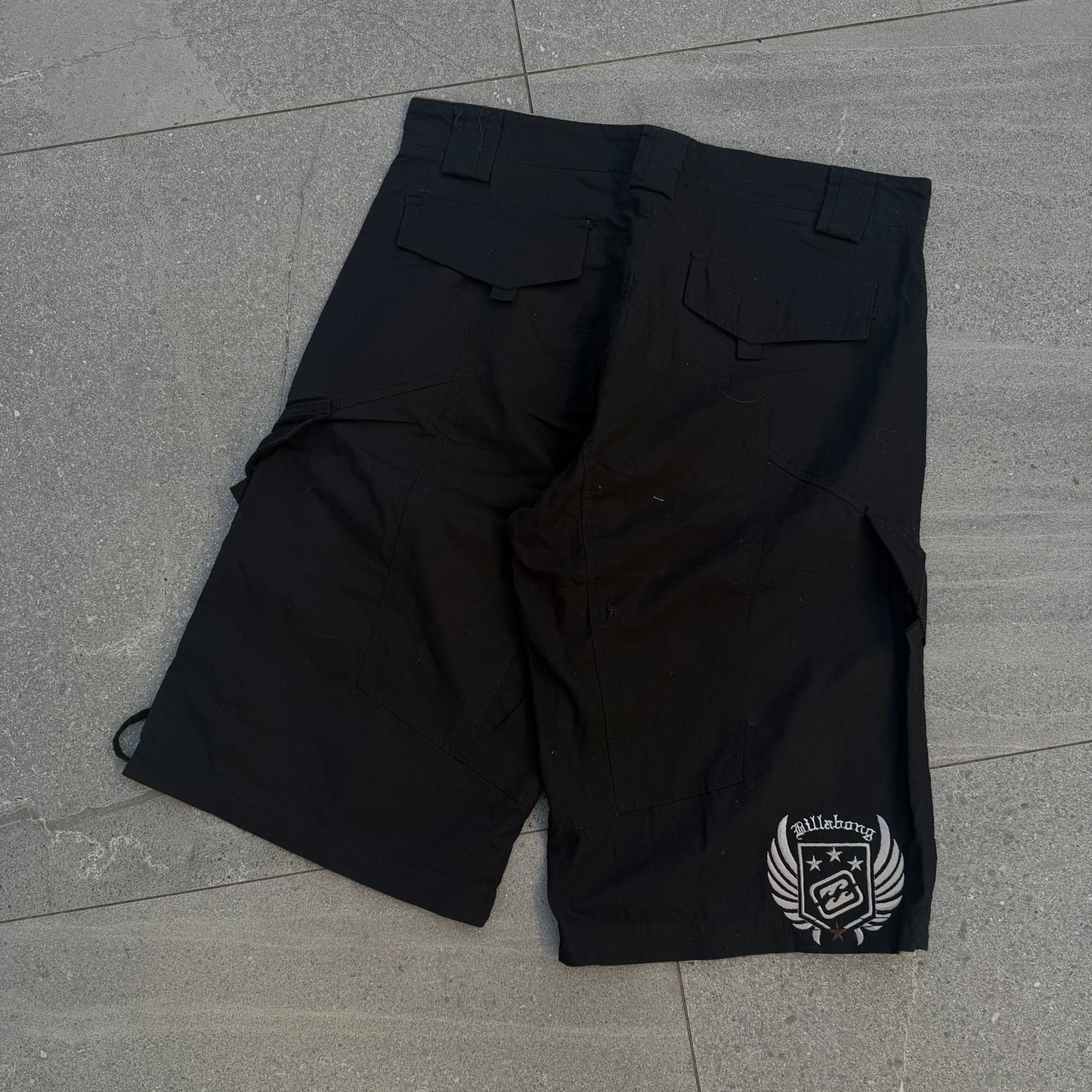best fitting billabong shorts - 34”