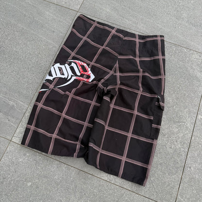 insanely rare. billabong plaid hits 🍫 32"