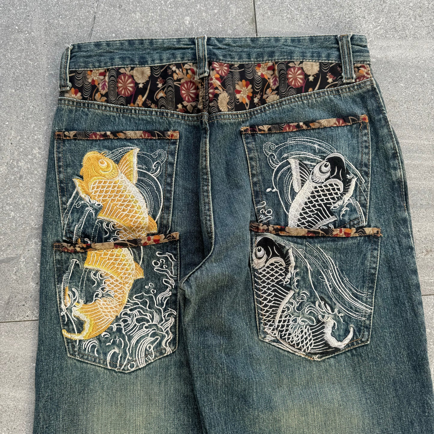 memory special koi jeans - 32x33”