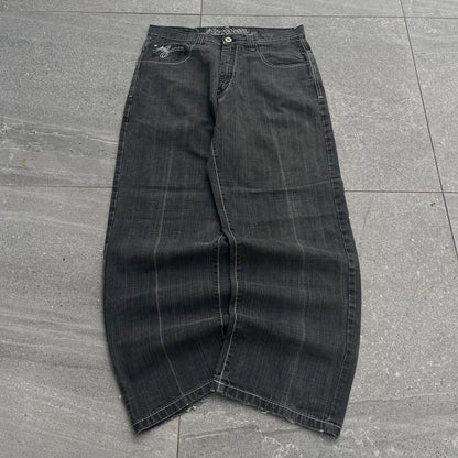 beautiful embroidered koman jeans - 36x32”