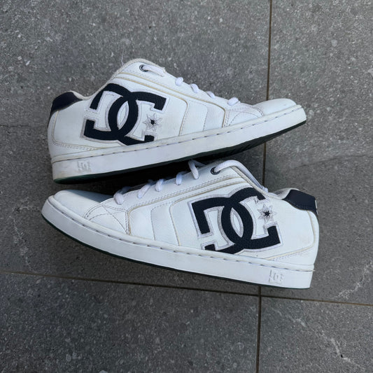 navy/white DCs SOOOO GOOD - US 10