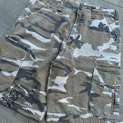 abercrombie&fitch camo shorts - 31”