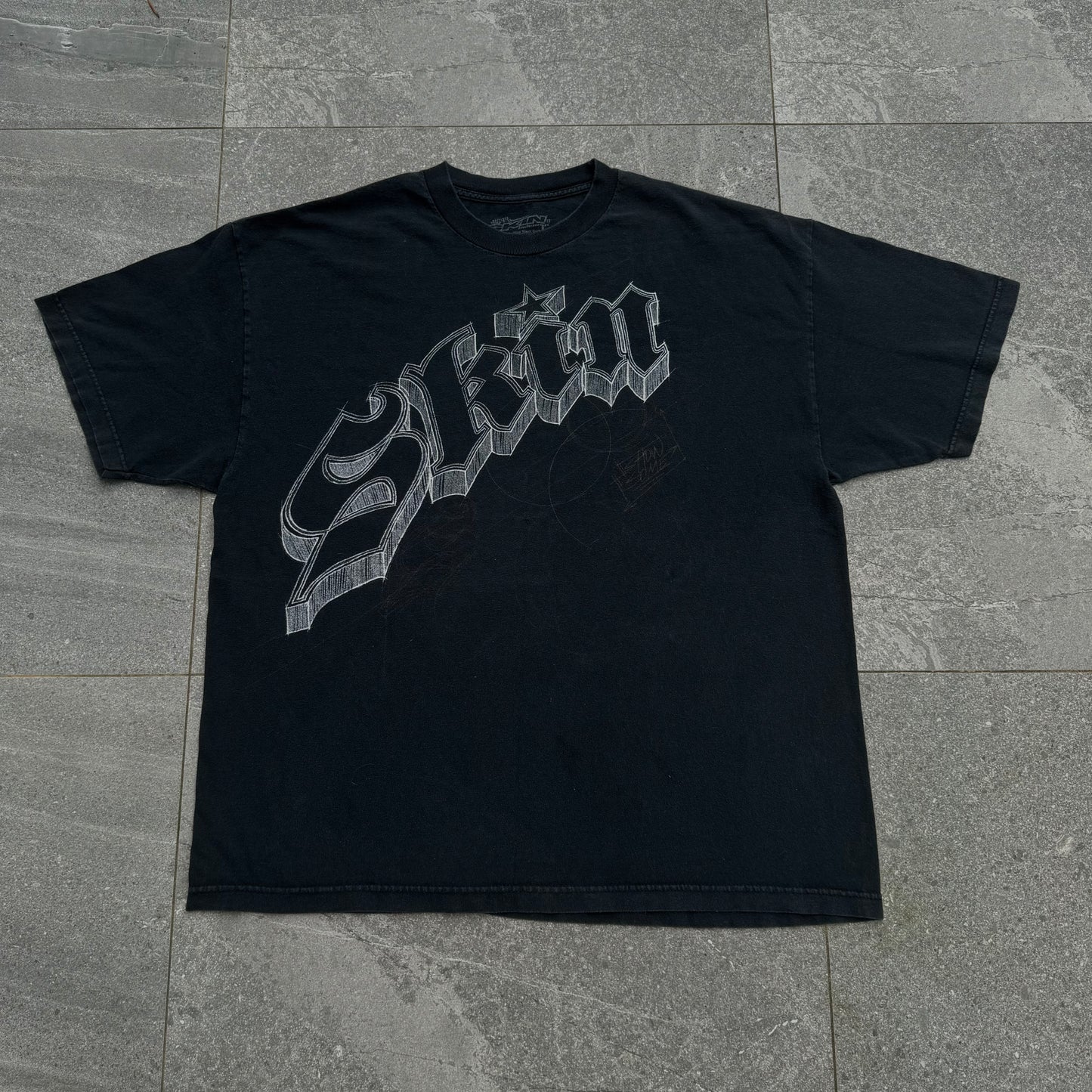 skin industries tee - XXL