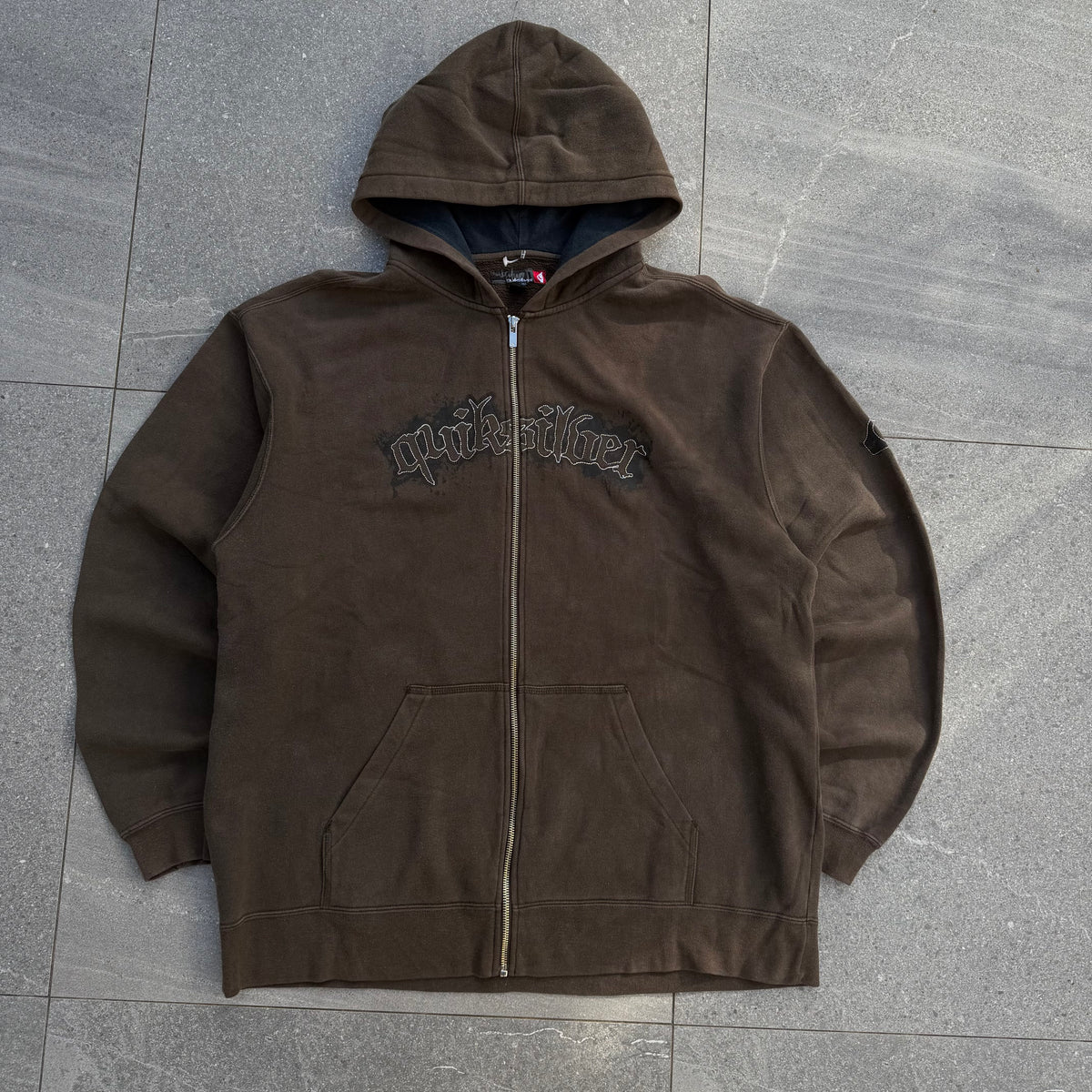 hard asf quiksilver stitched zip - L