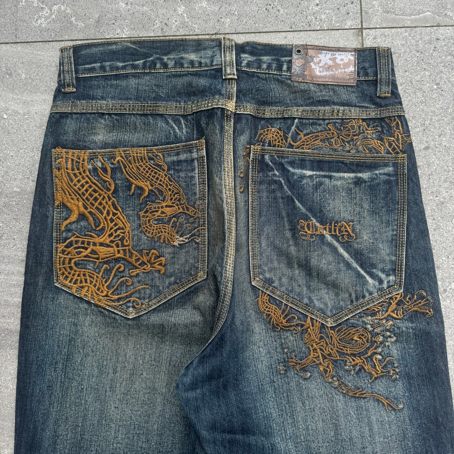 beautiful x8 faders - 33x30”